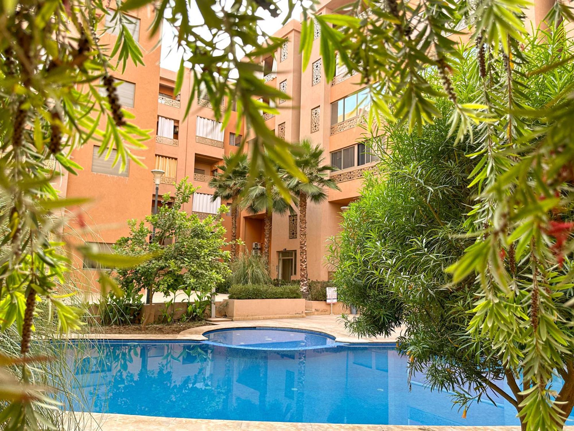 In Marrakech With Pool Apartamento *